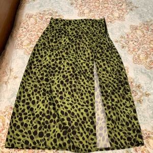 Green leopard print skirt
